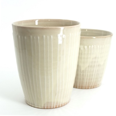 Becher groß und klein